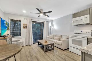Seaside Sanctuary - Villa Steps from Beach - Hilton Head Island - 4