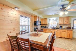 Cabin Close to ATV and Hiking Trails in Delbarton - - 9