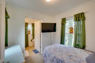2 Mi to South Boston Speedway Cozy Tiny Home! - South Boston - 1