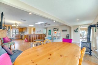 Winnsboro Lake Retreat On-Site Swimming and Fishing - 4