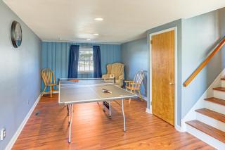 3 Mi to Berkshire Mall Suburban Stay with Yard! - Sinking Spring - 2
