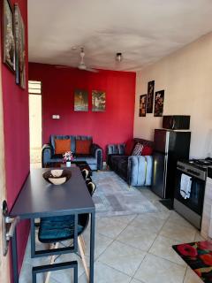 Catwalk Factory Apartment - Ukunda - 8