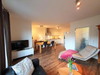Rawe West - Ferienwohnung für 4 Personen, zentrale Lage, gehobene und moderne Ausstattung - Nordhorn - 9