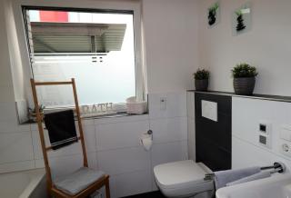 Rawe West - Ferienwohnung für 4 Personen, zentrale Lage, gehobene und moderne Ausstattung - Nordhorn - 1
