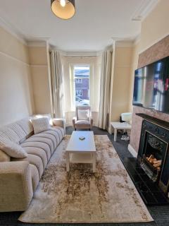 Salford Home Sleeps 10 By City SuperHost - Manchester - 9