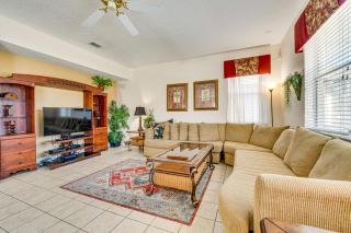 Lanai and Game Room Vacation Home in Davenport! - Davenport - 9
