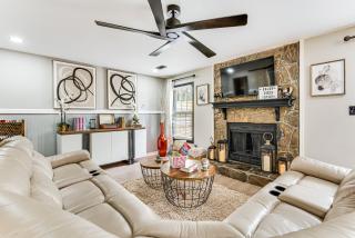 4 Mi to Airport Atlanta Home with Deck and Hot Tub - Forest Park - 9