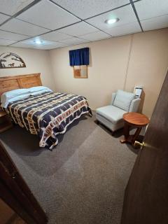 The Hulett Motel - - 9