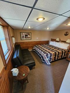 The Hulett Motel - - 7