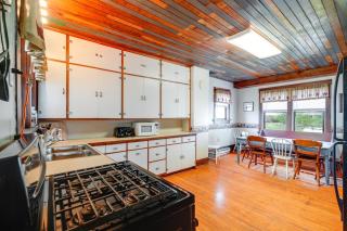 Spacious Owensville Getaway with Winery On-Site! - Owensville - 2