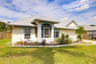 9 Mi to Clover Park Poolside Paradise! - Port Saint Lucie - 9