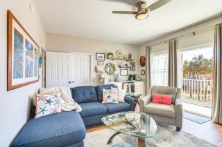 Steps to Beach Home with Sunset Views in Cedar Key! - 5