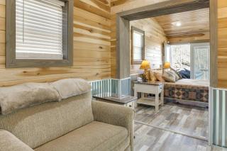 Fish and Hike Studio on Cane Creek - 5