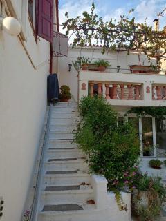 LILIA - 4
