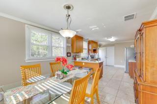 14 Mi to Raleigh Charming Family Home! - Cary - 0