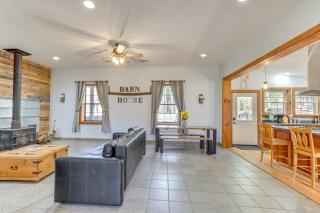 Deck and Fire Pit Cherry Log Cabin on Farm! - Cherry Log - 5