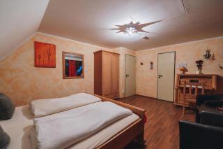 Landhotel Neukirchner Hof - 5
