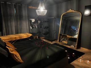 Love Room Au domaine Insolite - - 6