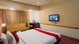 West Park Inn - Dhaka - 0