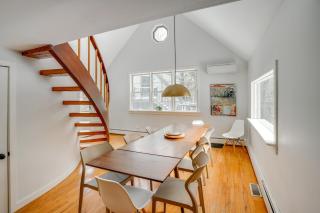 8 Mi to Tanglewood and Butternut Ski Spacious Home! - - 1
