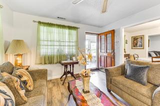 3 Mi to Dtwn Beaufort Quiet Family Home with Yard - 6