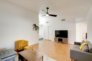Hike, Golf and Explore Home with Patio in Kingman! - Kingman - 5