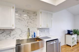 Hike, Golf and Explore Home with Patio in Kingman! - Kingman - 1