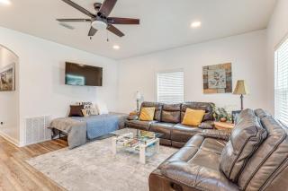 Pensacola Home on 1 Acre with Large Yard and Grill! - Pensacola - 7