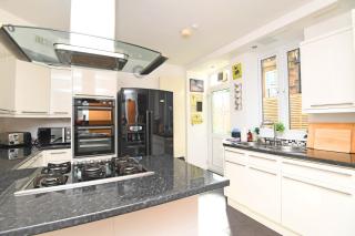 Harrogate Self Catering - Valley Gardens View - Harrogate - 4