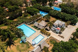 Complete Family Villa 6 Houses 10 Beds AC - Santa Ana - 5