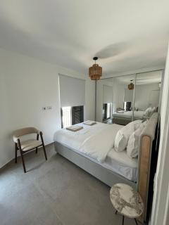 Beachfront apartment with sea view - Meljine - 4