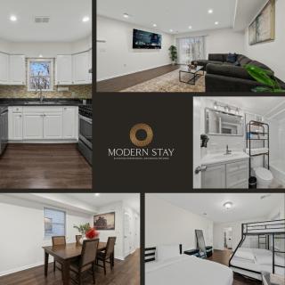 Ultimate Urban Retreat Sleeps 25 - Bayonne - 0