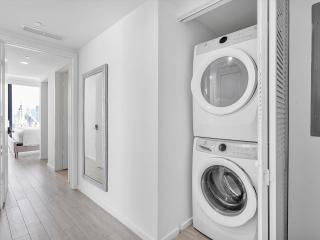 X Lounge IV - High-Rise with Rooftop Pool in Downtown Miami - 4