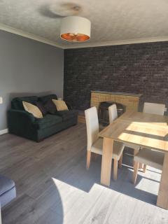 Great 3 bedroom home - Nevendon - 7
