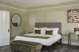 Hamilton Suite 1 - Ground Floor, Courtyard - Savannah - 5