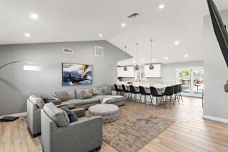 Sleeps 20 Heated Pool Games Fire Pit Dog Friendly - Phoenix - 7