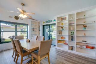Canal-Front Gem with Hot Tub, Foosball in Cape Coral - Cape Coral - 5