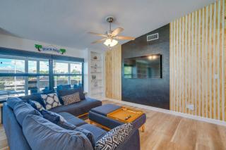 Canal-Front Gem with Hot Tub, Foosball in Cape Coral - Cape Coral - 7