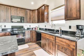 2 Mi to Beaverhead River Family-Friendly Home! - Dillon - 2