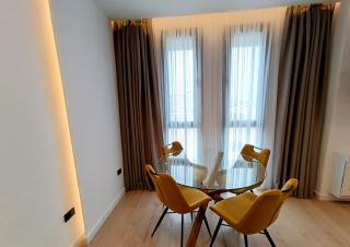 Tirana Sunset Retreat Stylish Loft by the Lake Park - 5