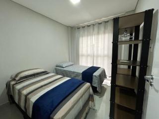 Novo e amplo apartamento a poucos passos do Shopping JL - Foz do Iguaçu - 1