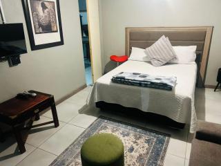 Signature Guesthouse - Ventersburg - 9