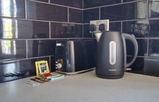 Central 2BR Apt, Self Check In, Parking, By DerBnB - Derby - 2
