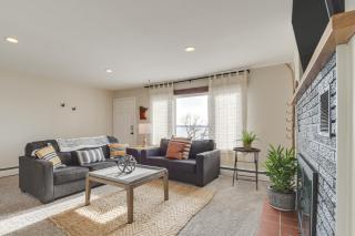 Fire Pit, Waterfront and Boat Dock Detroit Lake Gem - 0