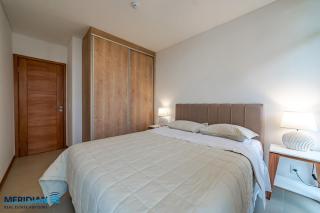 702 Emerald Steps from the best malls in town! High Speed Wifi - 1