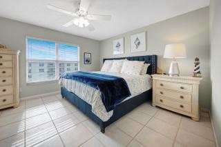 Top Floor Ocean and Pool Views located on No-Drive Beach with 2 Complex Pools - New Smyrna Beach - 9