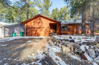 10 Mi to Downtown Flagstaff Cozy Home with AandC - Mountainaire - 8