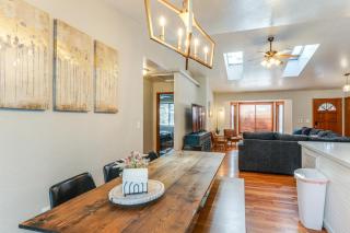 10 Mi to Downtown Flagstaff Cozy Home with AandC - Mountainaire - 5