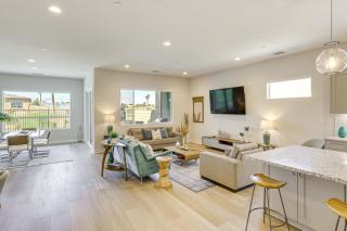 Walk to Coachella New Home with Private Pool! - Indio - 7