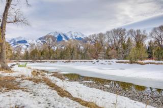 Spacious Yellowstone River Retreat with Trails! - Emigrant - 9